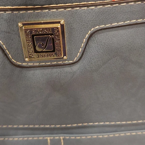 Stone Mountain Accessories Blue Crossbody Bag - Picture 3 of 8